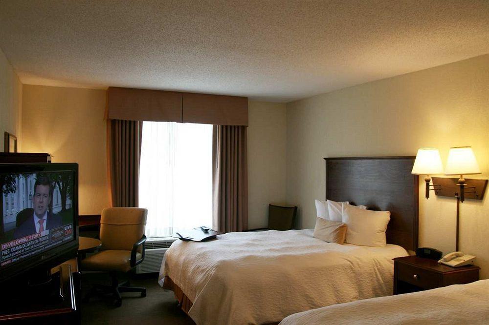 Hampton Inn & Suites Oxford-Anniston Kültér fotó
