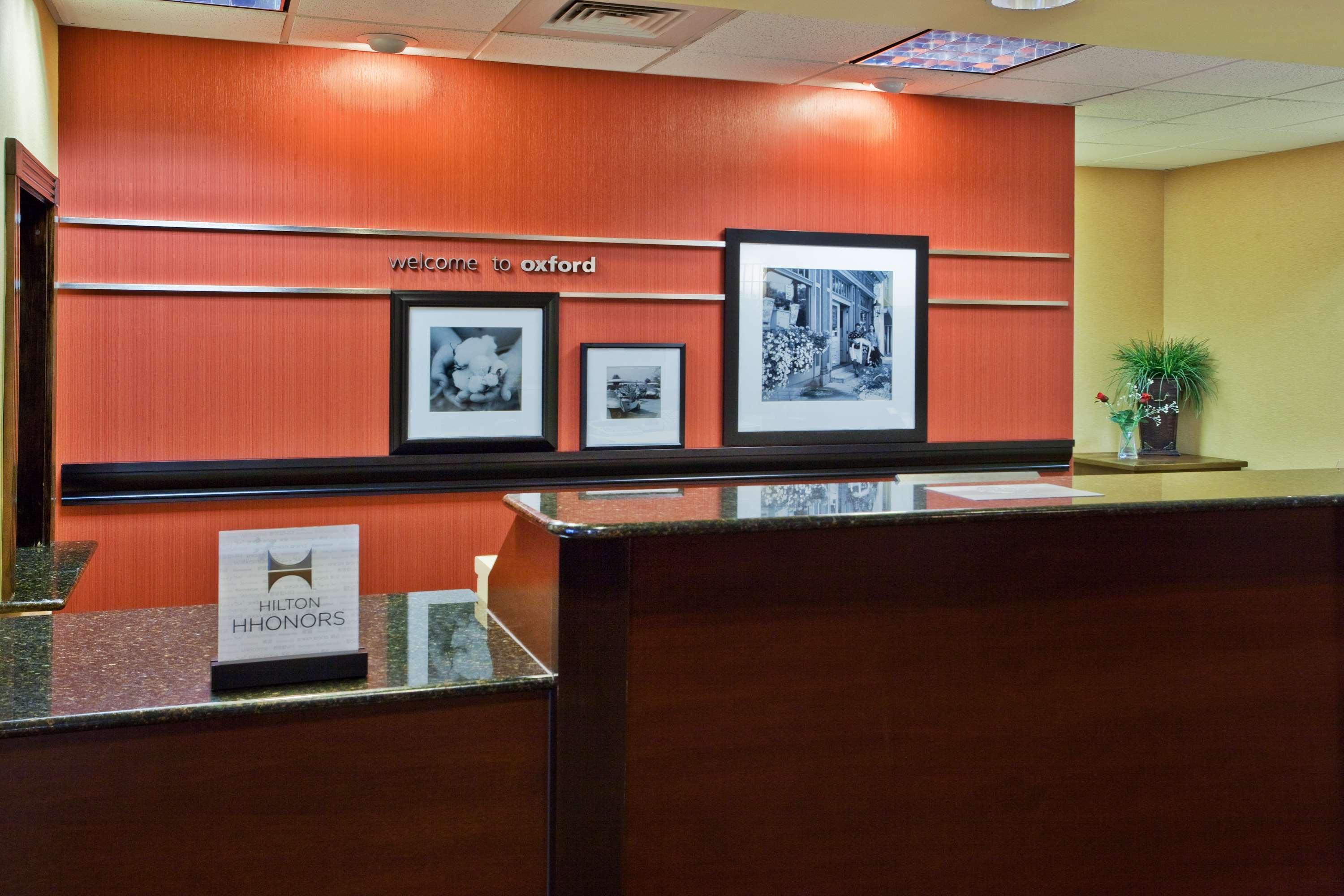 Hampton Inn & Suites Oxford-Anniston Beltér fotó