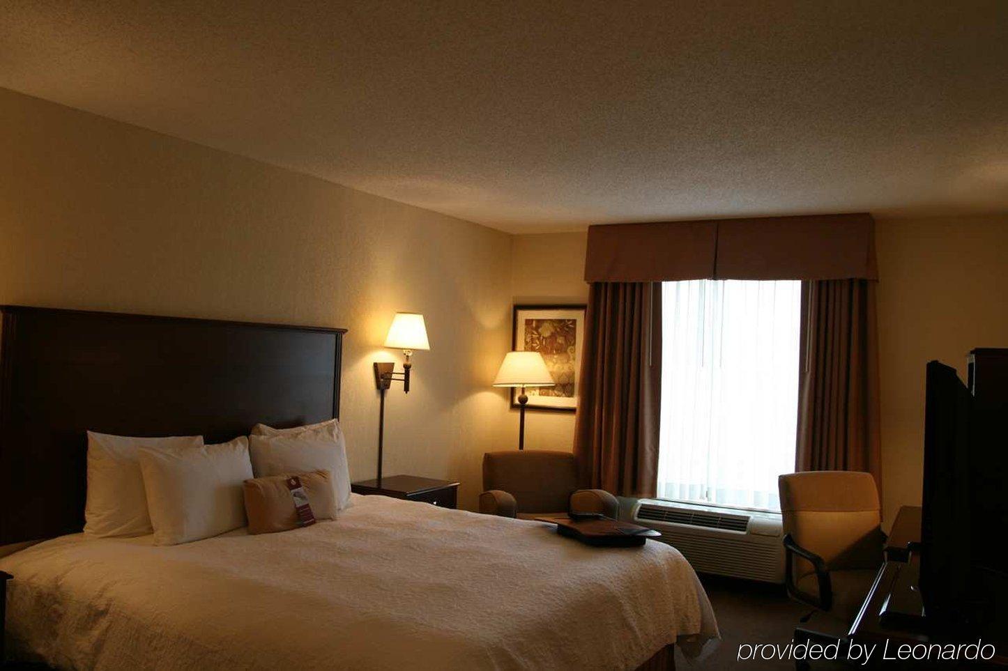 Hampton Inn & Suites Oxford-Anniston Szoba fotó